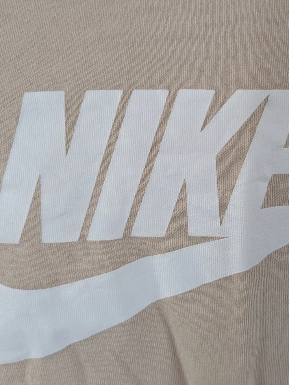Nike T-Shirt - Tan Size M(8)